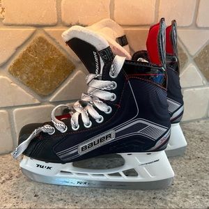 Bauer Vapor skates. Size 4r, UK4,5 US5 EUR37,5